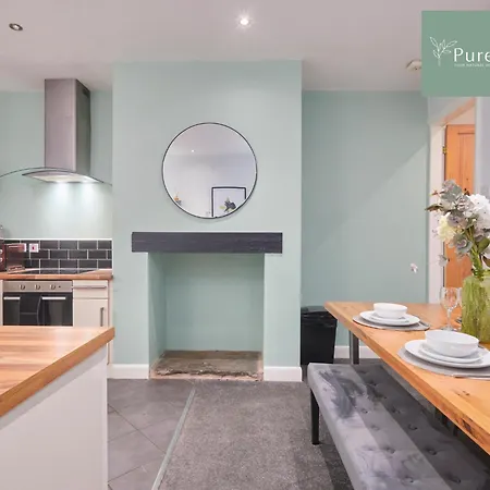 Big 4Bedroom Bradford House With 6 Beds With Parking By Purestay- 7 Night Min!